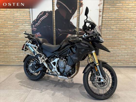 TRIUMPH TIGER 1200 BLACK EDITION TRIUMPH TIGER 1200 BLACK EDITION